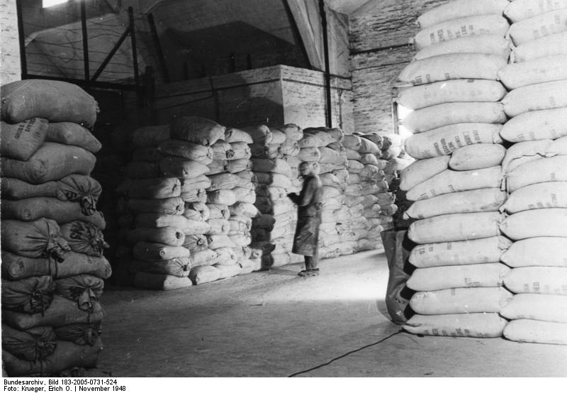 Nährmittel-Lager in Berlin