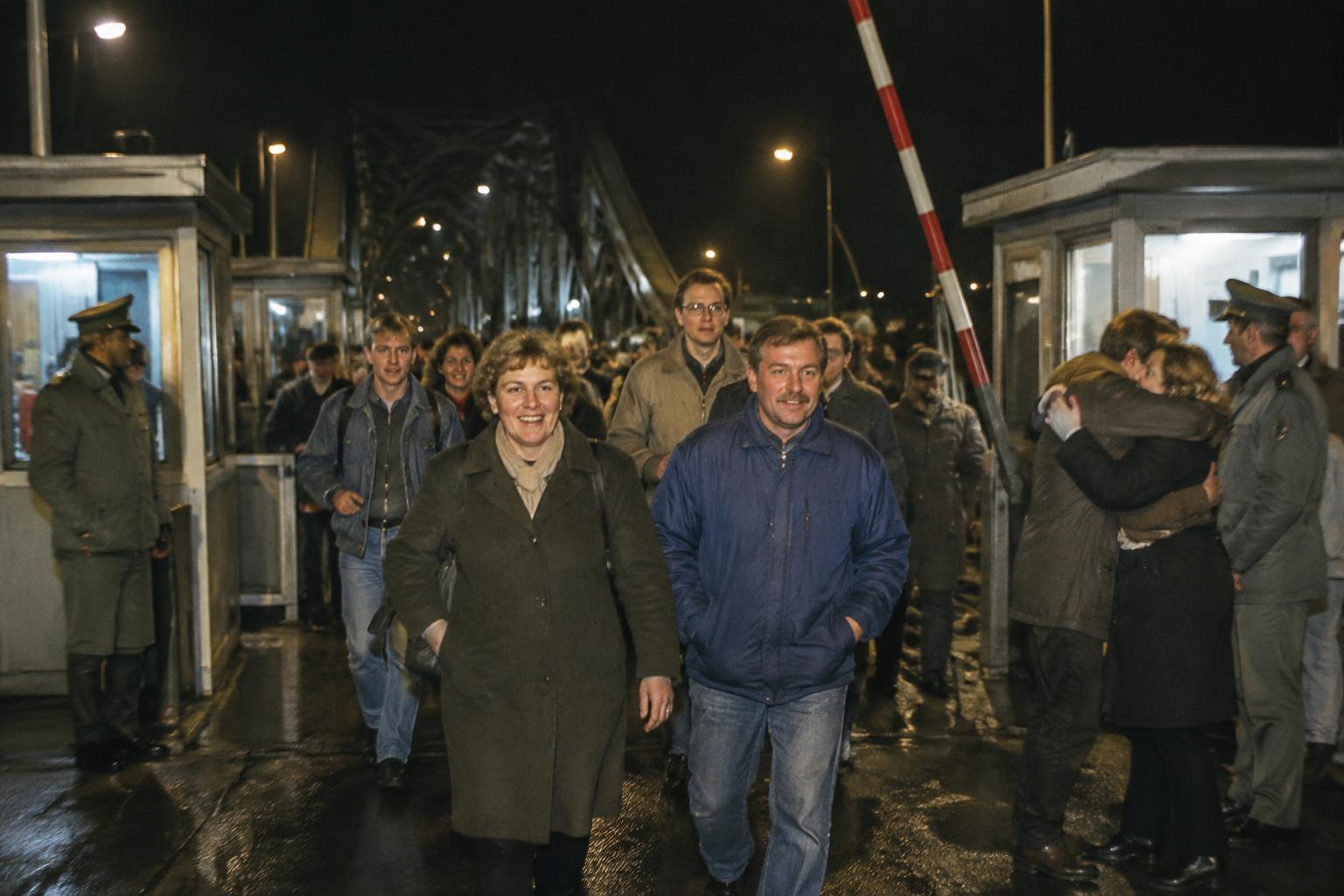 KI-Szene: Der erste Weg nach Westen